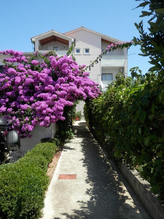 Apartments Leonarda Murter Extérieur photo