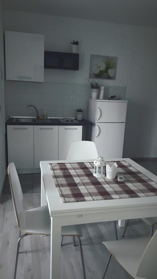 Apartments Leonarda Murter Extérieur photo